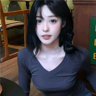 艾米莉亚·佩雷斯